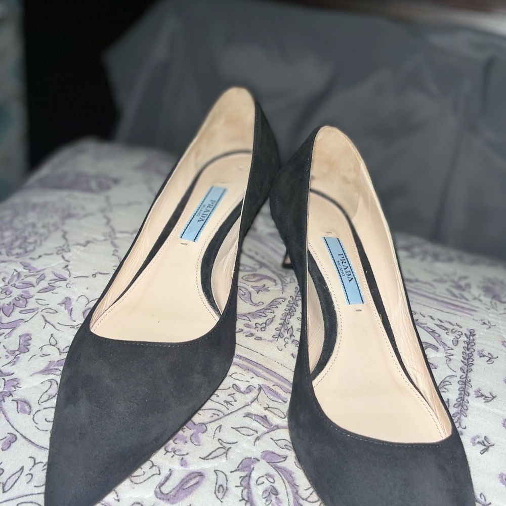 Prada Pumps - Picture 6 of 7